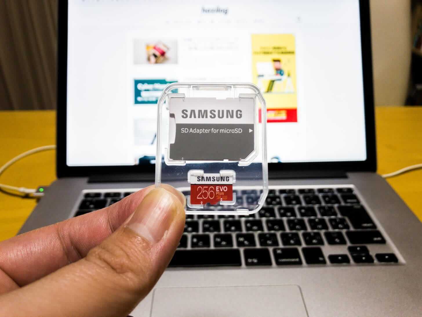 Samsung microSDカード256GB EVOPlus Class10 UHS-I U3対応